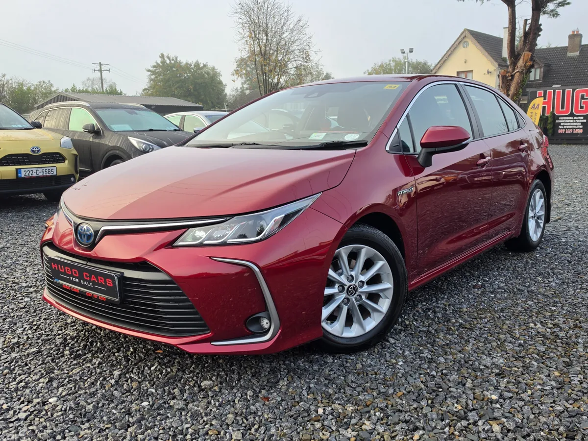 Toyota Corolla Saloon, Petrol Hybrid, 2020, Red