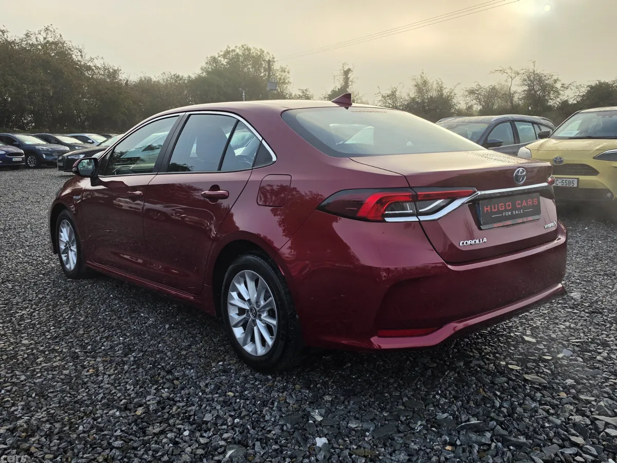 Toyota Corolla Saloon, Petrol Hybrid, 2020, Red