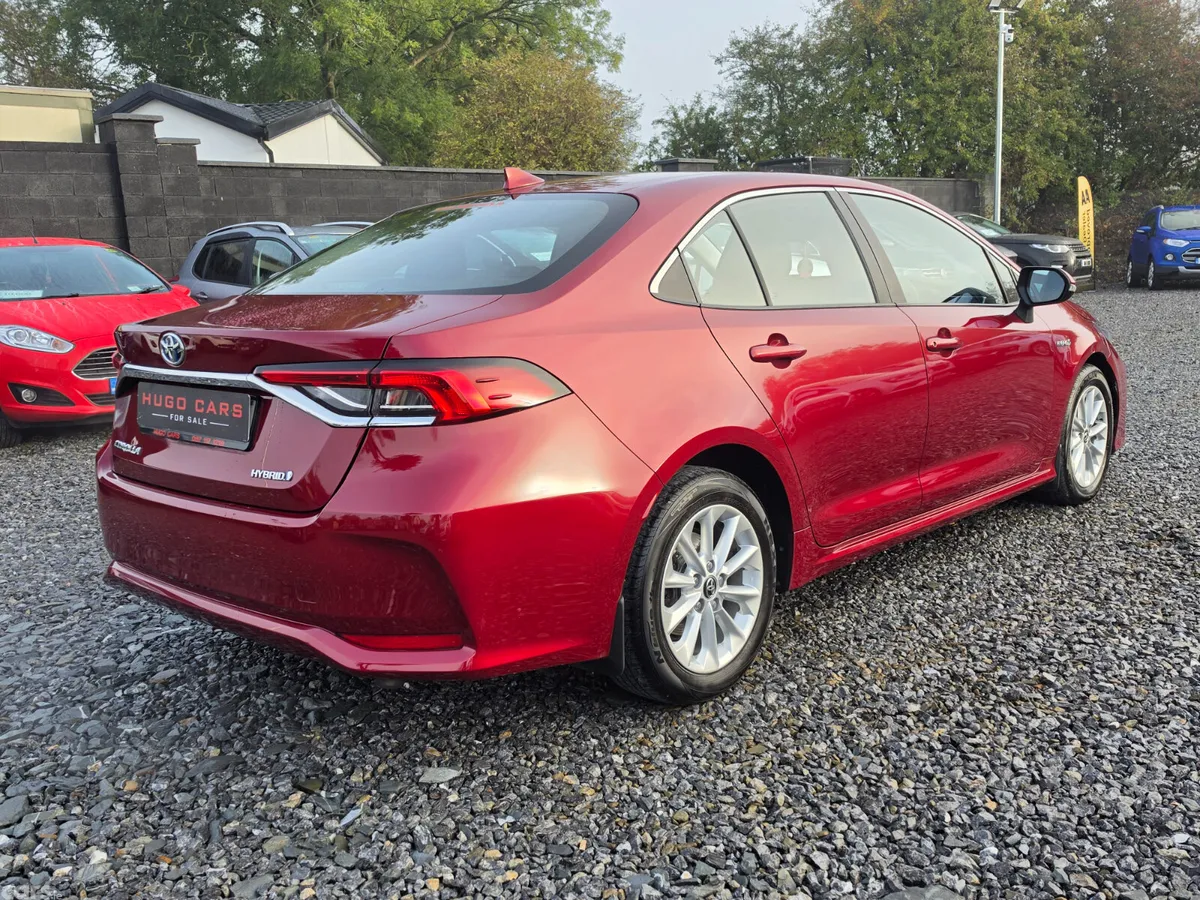 Toyota Corolla Saloon, Petrol Hybrid, 2020, Red