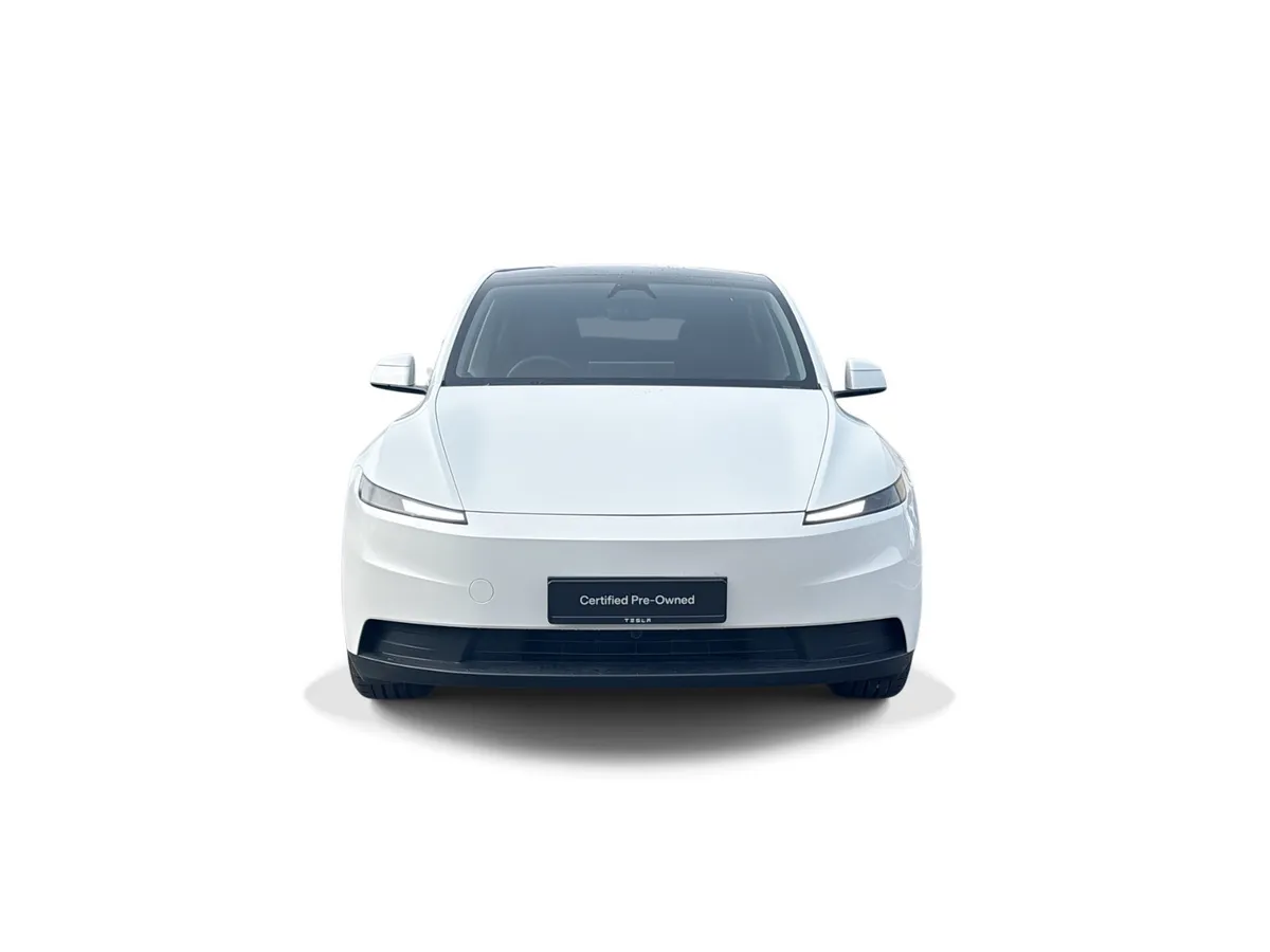 Tesla Model Y MPV, Electric, 2026, White