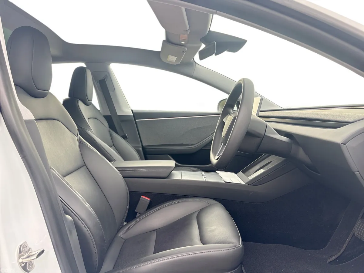 Tesla Model 3 Saloon, Electric, 2024, White