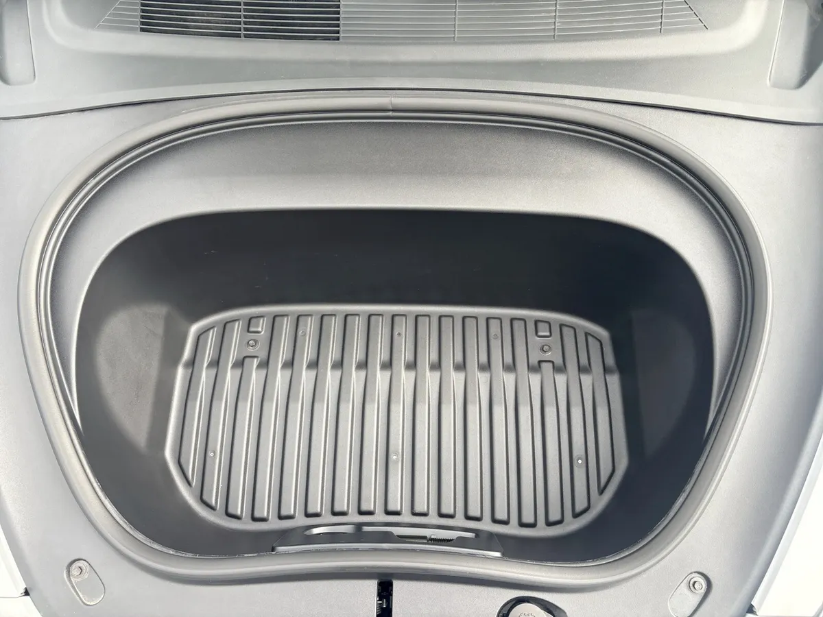 Tesla Model 3 Saloon, Electric, 2024, White