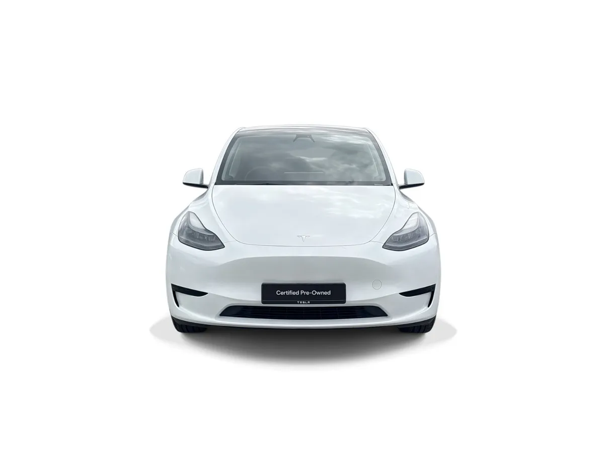 Tesla Model Y Saloon, Electric, 2023, White