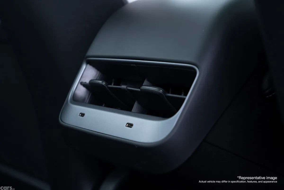 Tesla Model Y Saloon, Electric, 2023, White