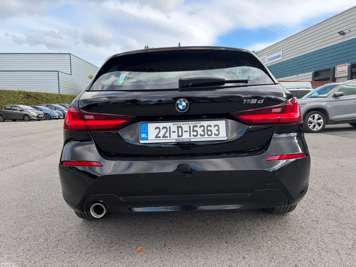 BMW 1-Series Hatchback, Diesel, 2022, Black