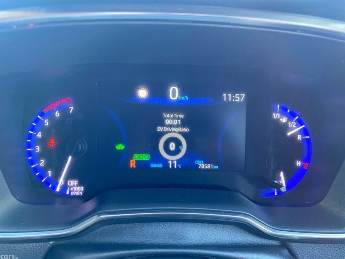 Toyota Corolla Saloon, Petrol Hybrid, 2022, Grey