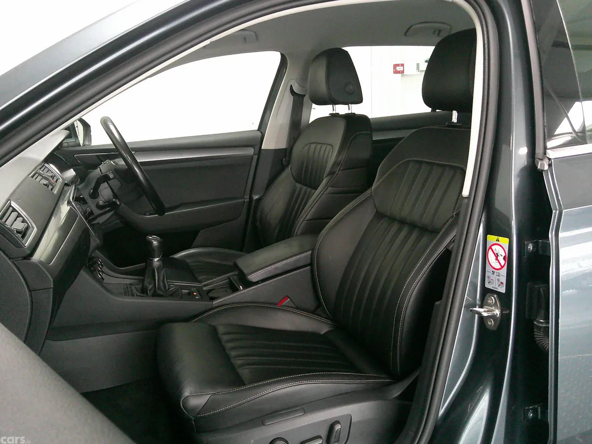 Skoda Superb Estate, Diesel, 2022, Grey