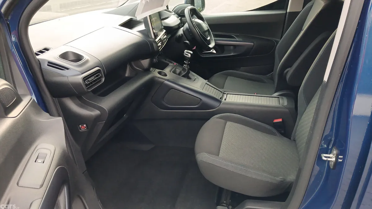 Peugeot Rifter MPV, Diesel, 2021, Blue