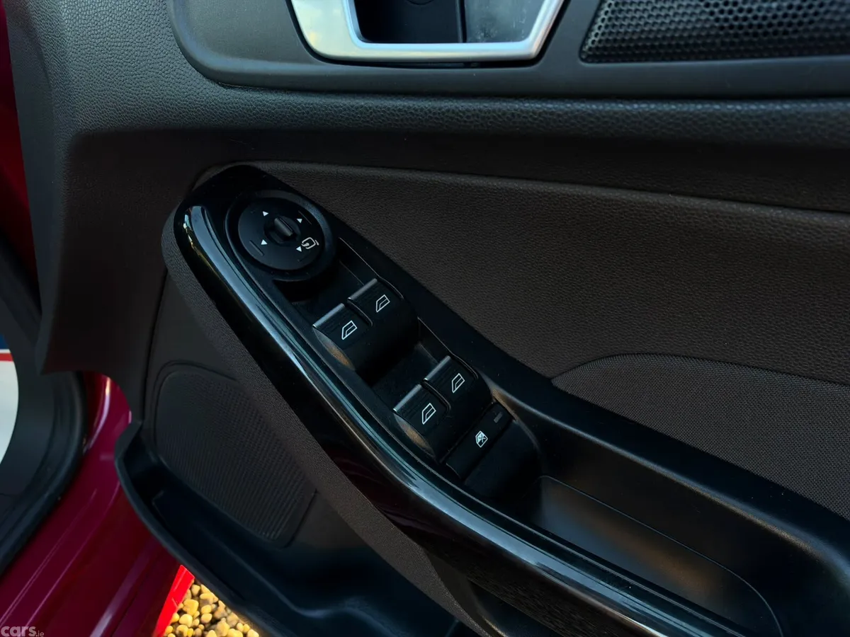 Ford Fiesta Hatchback, Petrol, 2015, Other
