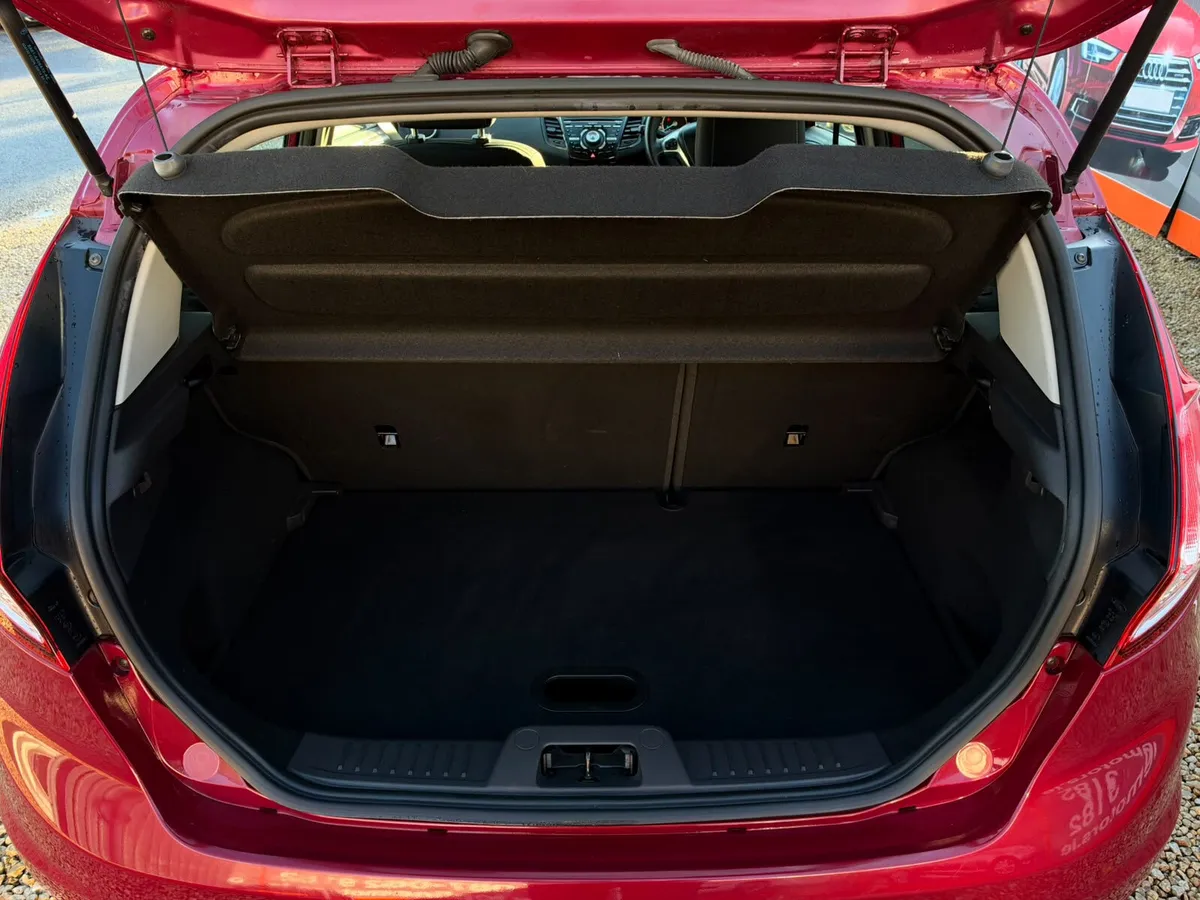 Ford Fiesta Hatchback, Petrol, 2015, Other