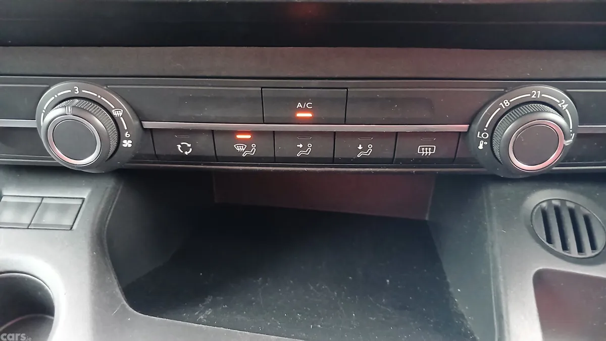 Peugeot Rifter MPV, Diesel, 2021, Blue
