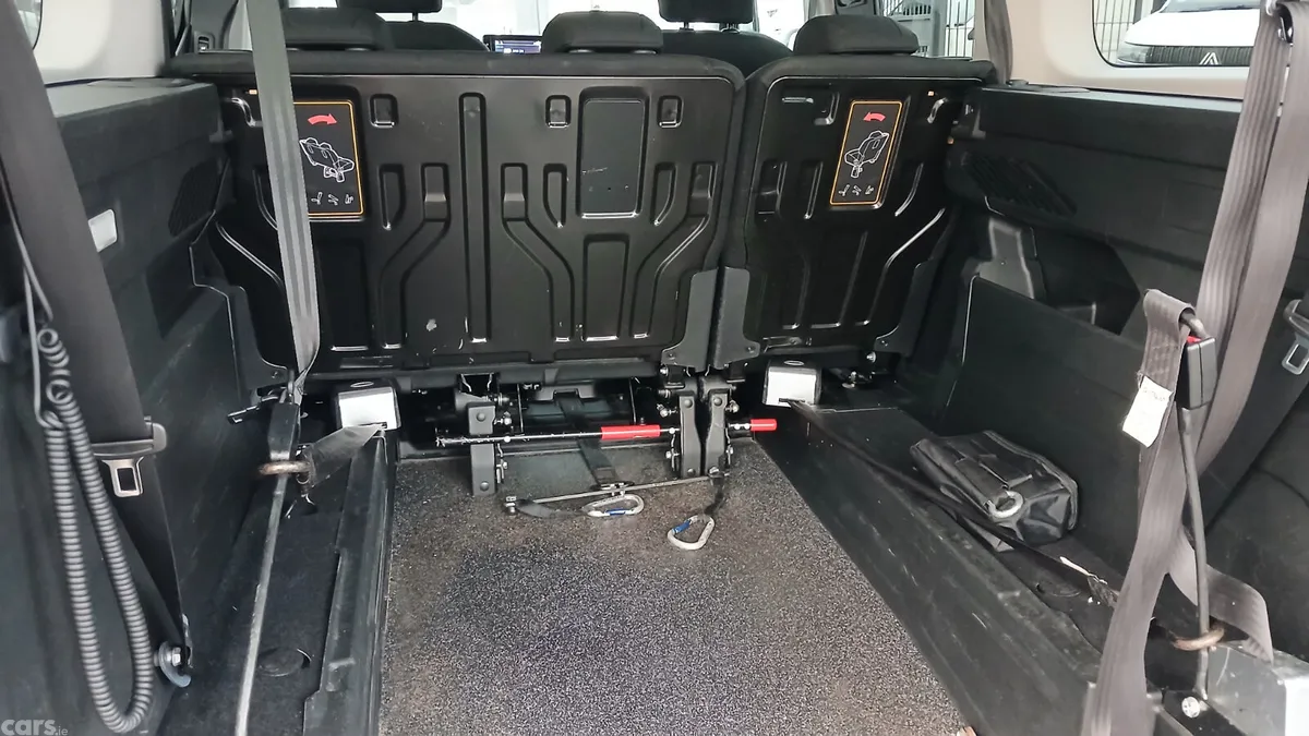 Peugeot Rifter MPV, Diesel, 2021, Blue