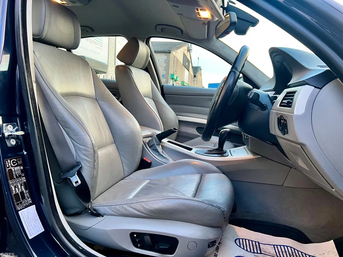 BMW 3-Series Saloon, Petrol, 2007, Blue