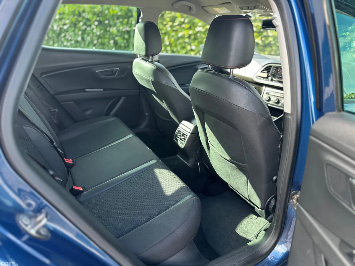 SEAT Leon Hatchback, Diesel, 2014, Blue