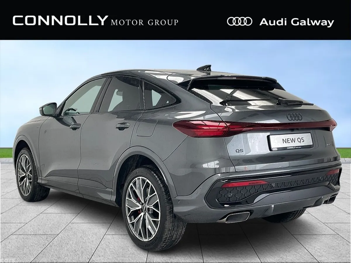 Audi Q5 SUV, Petrol Plug-in Hybrid, 2027, Grey