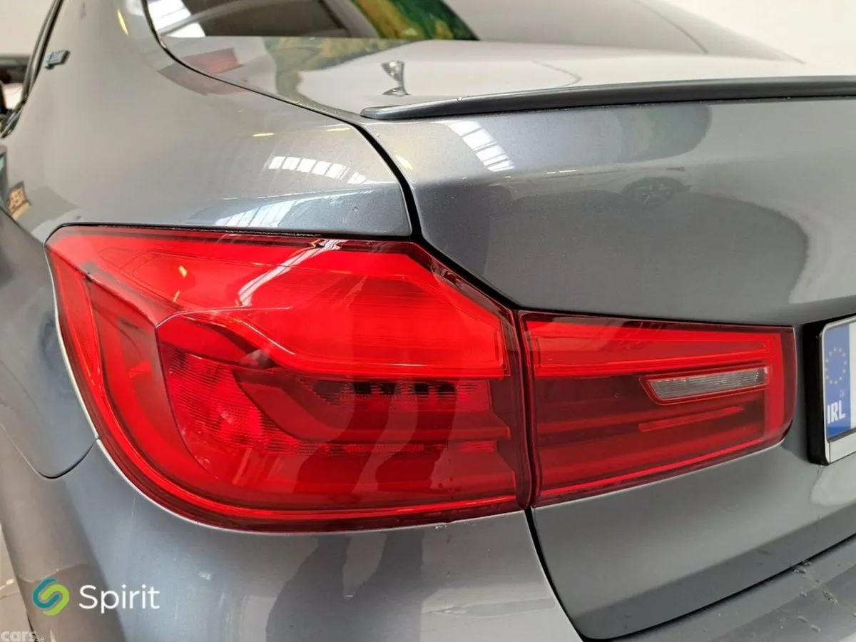 BMW 5-Series Saloon, Petrol Plug-in Hybrid, 2018, Blue