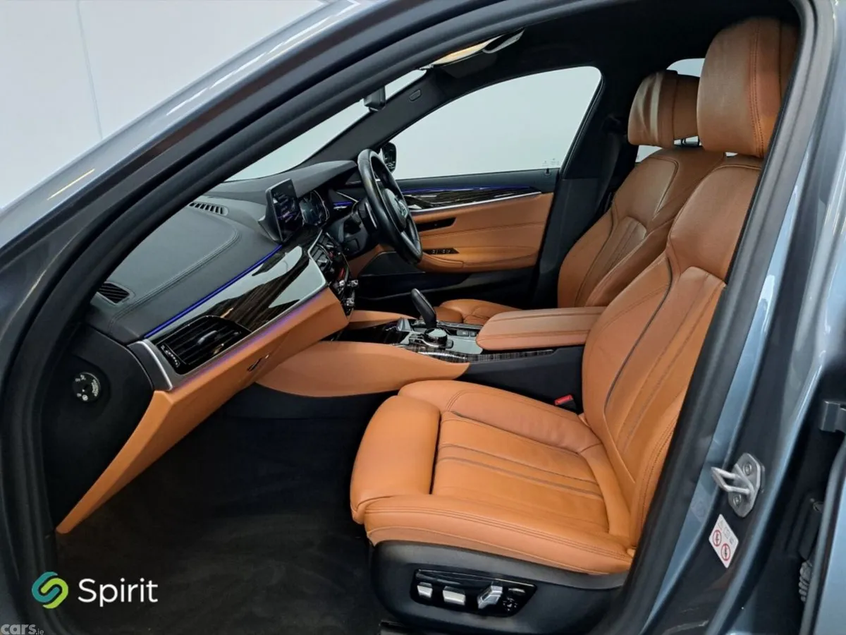 BMW 5-Series Saloon, Petrol Plug-in Hybrid, 2018, Blue
