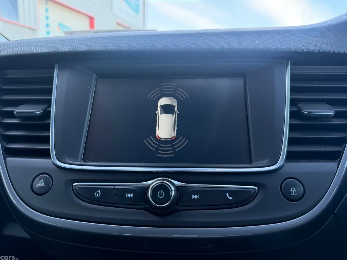 Opel Crossland X SUV, Petrol, 2018, Red