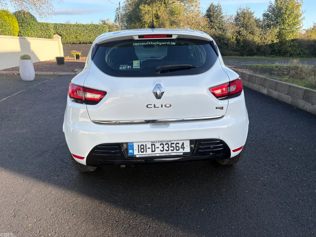 Renault Clio Hatchback, Petrol, 2018, White