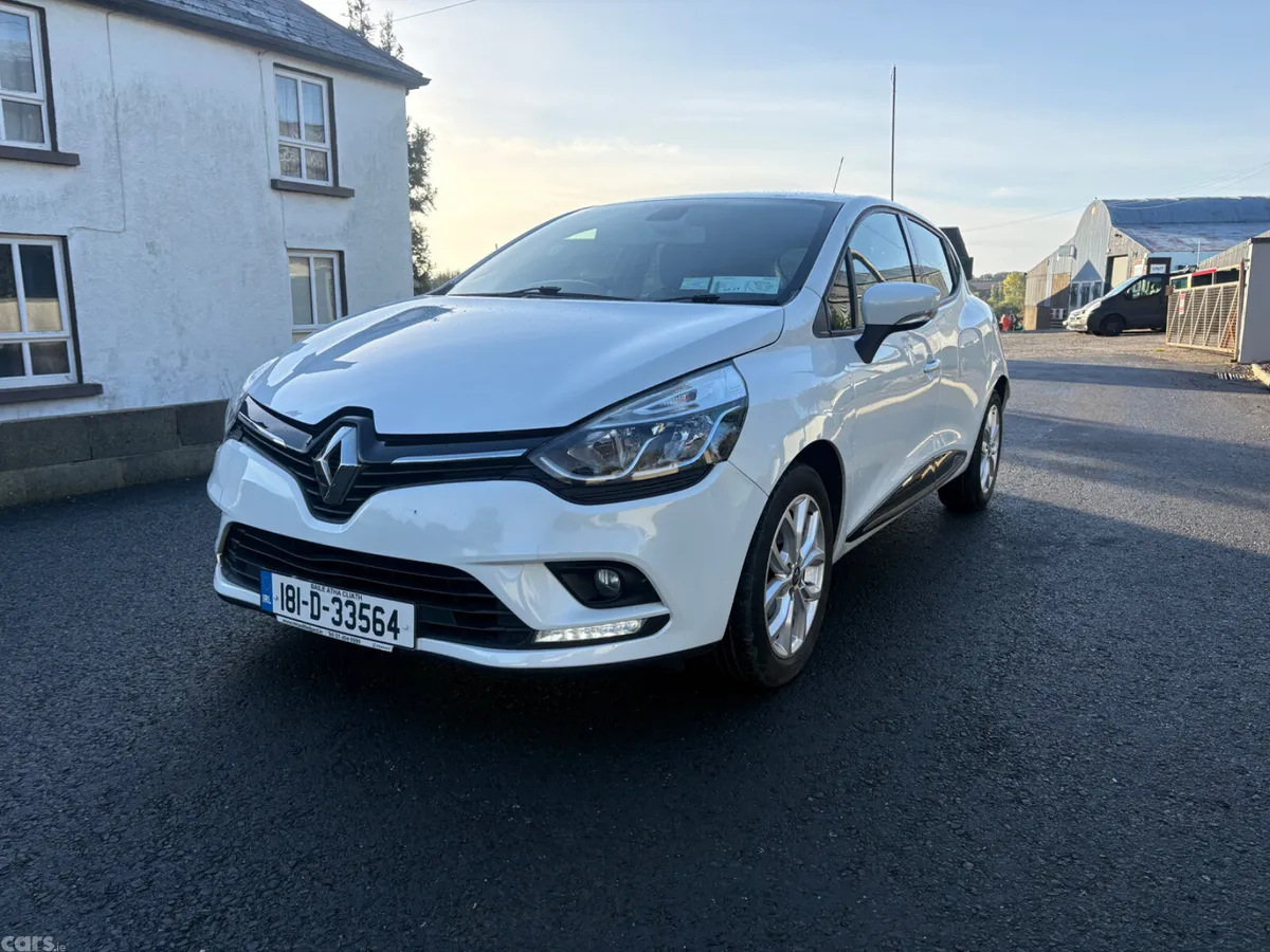 Renault Clio Hatchback, Petrol, 2018, White