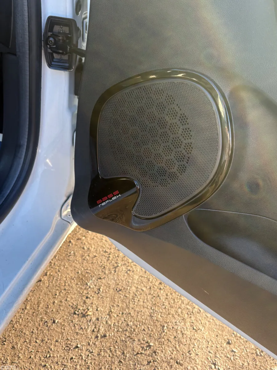 Renault Clio Hatchback, Petrol, 2018, White