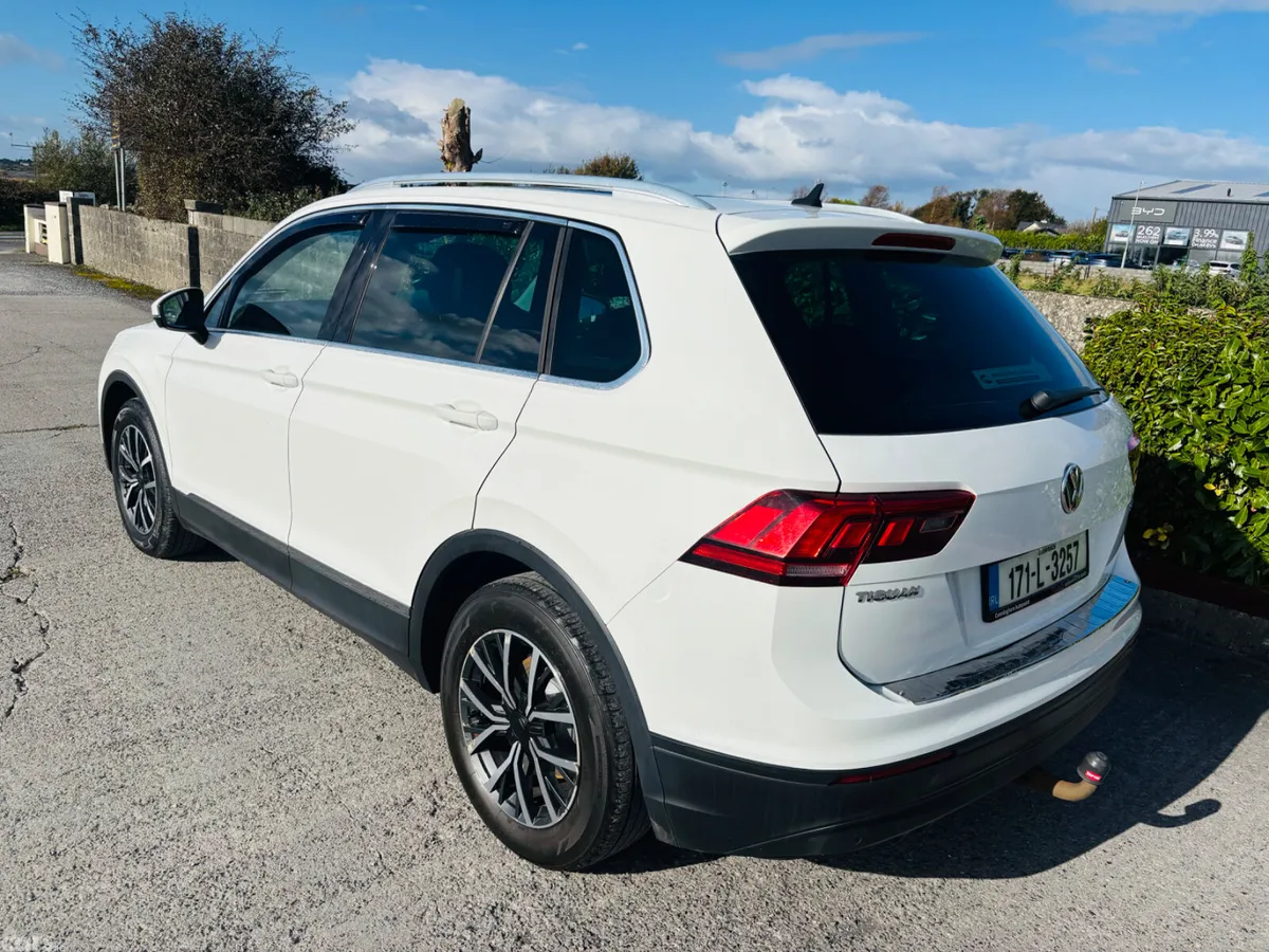 Volkswagen Tiguan SUV, Diesel, 2017, White