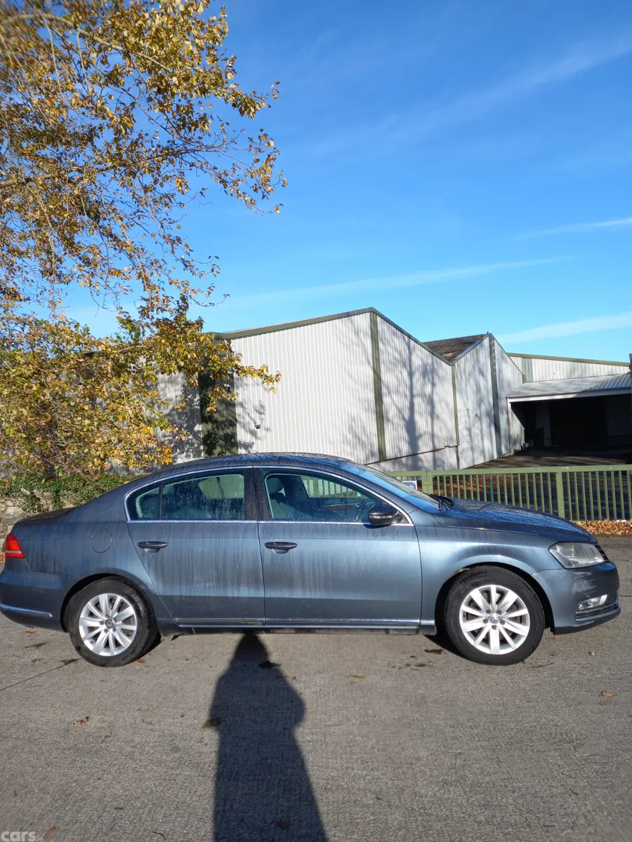 Volkswagen Passat Saloon, Diesel, 2013, Grey