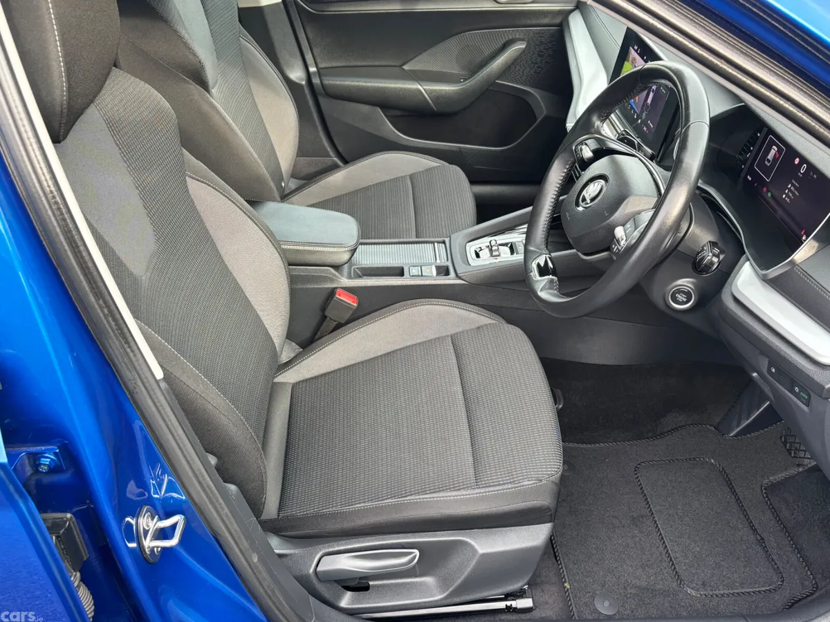 Skoda Octavia Estate, Diesel, 2024, Blue