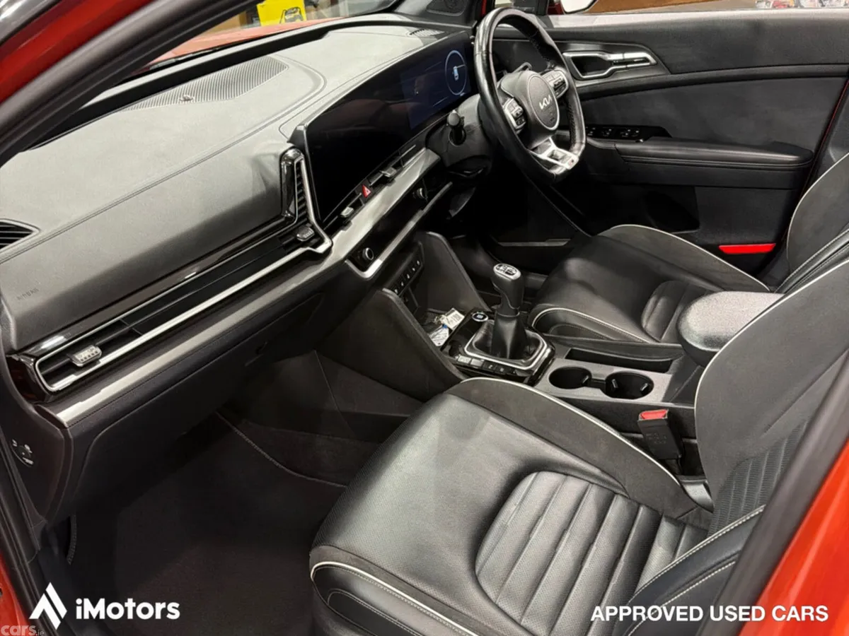 Kia Sportage SUV, Diesel, 2023, Orange