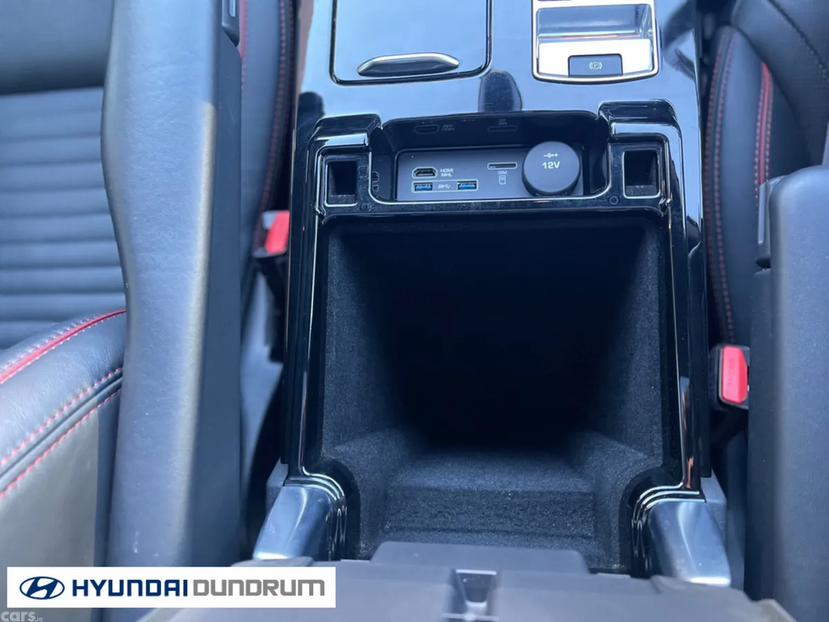 Land Rover Discovery SUV, Diesel, 2017, Brown