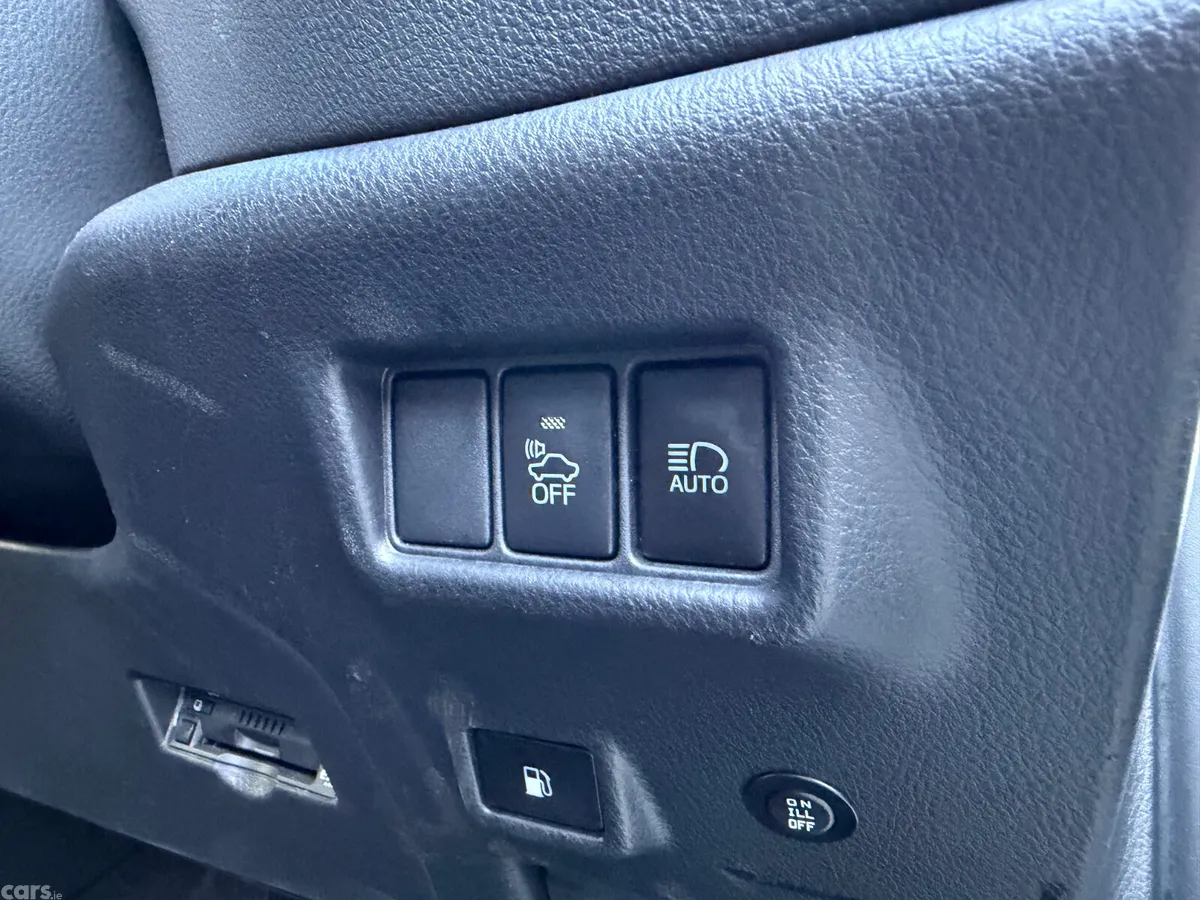 Toyota C-HR SUV, Petrol Hybrid, 2018, Grey