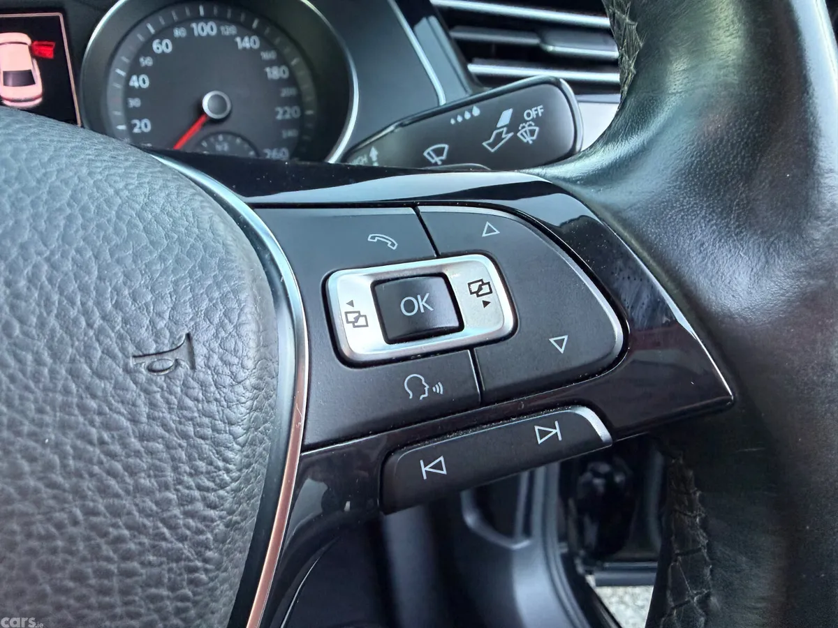 Volkswagen Passat Saloon, Diesel, 2018, Black