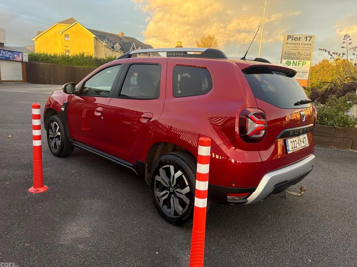 Dacia Duster SUV, Petrol, 2022, Red