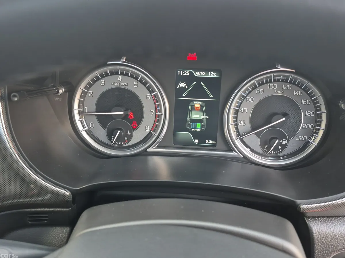 Suzuki Vitara SUV, Petrol, 2024, Red