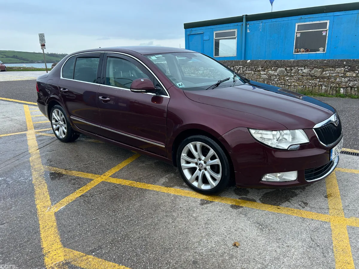 Skoda Superb Saloon, Diesel, 2012, Red