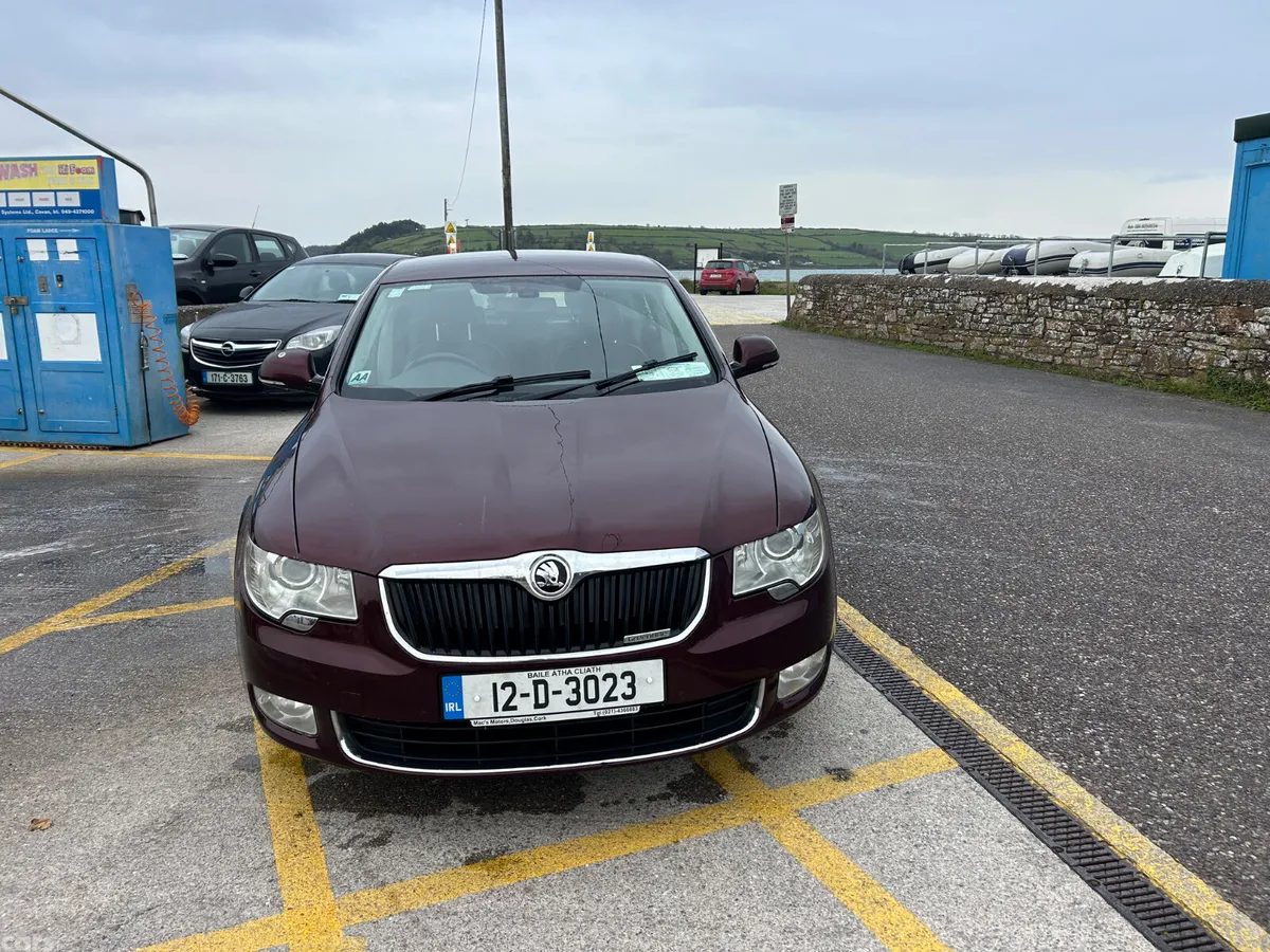 Skoda Superb Saloon, Diesel, 2012, Red
