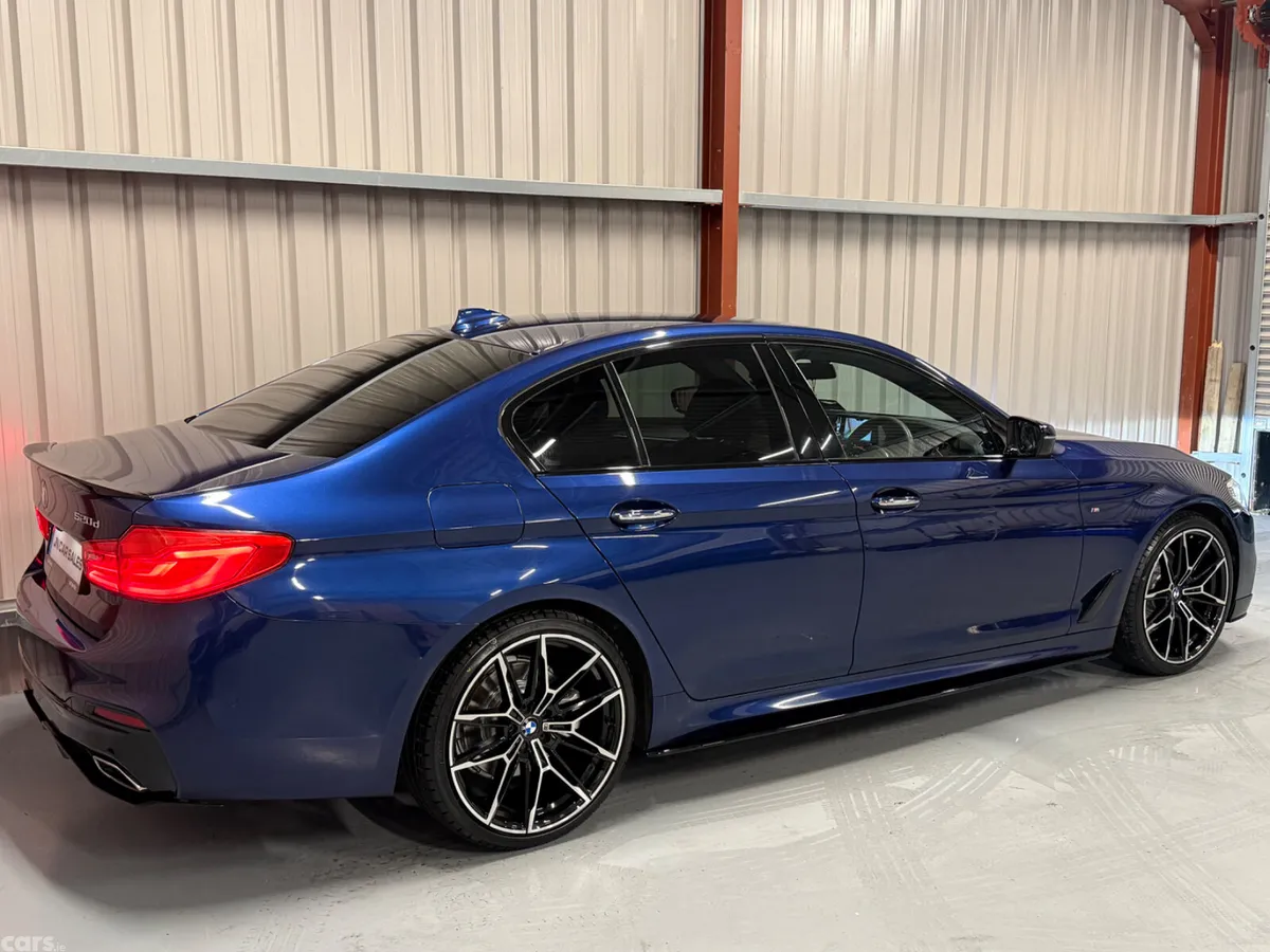 BMW 5-Series Saloon, Diesel, 2017, Blue