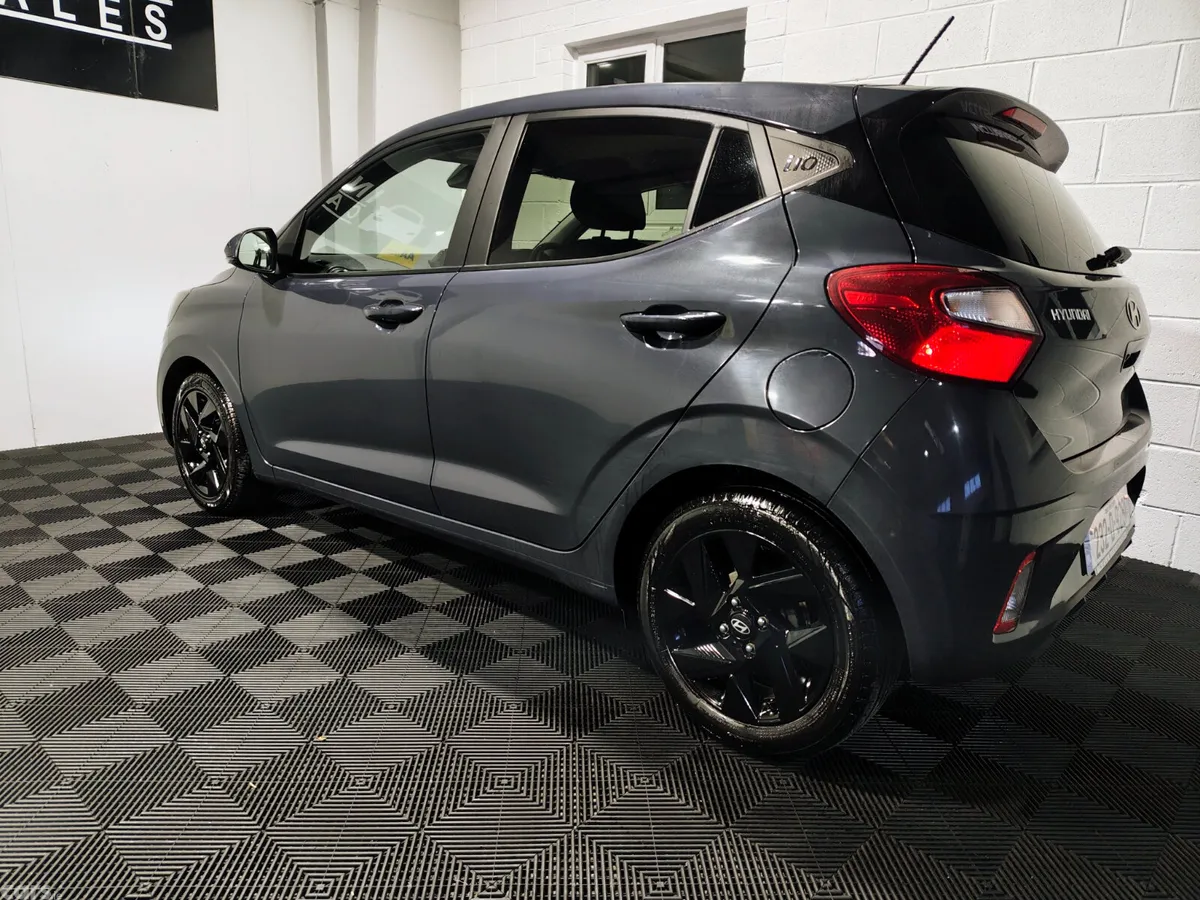 Hyundai i10 Hatchback, Petrol, 2023, Grey