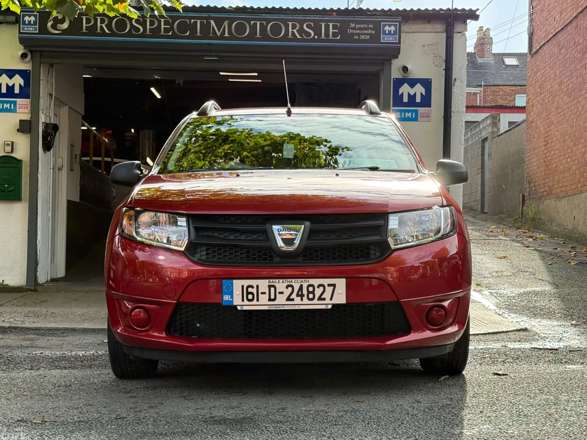 Dacia Logan Estate, Petrol, 2016, Red