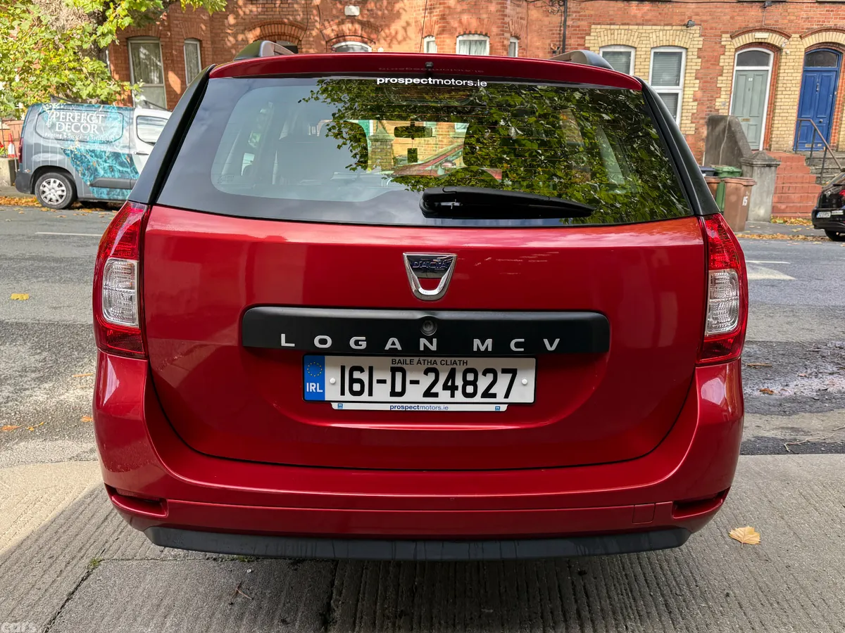 Dacia Logan Estate, Petrol, 2016, Red