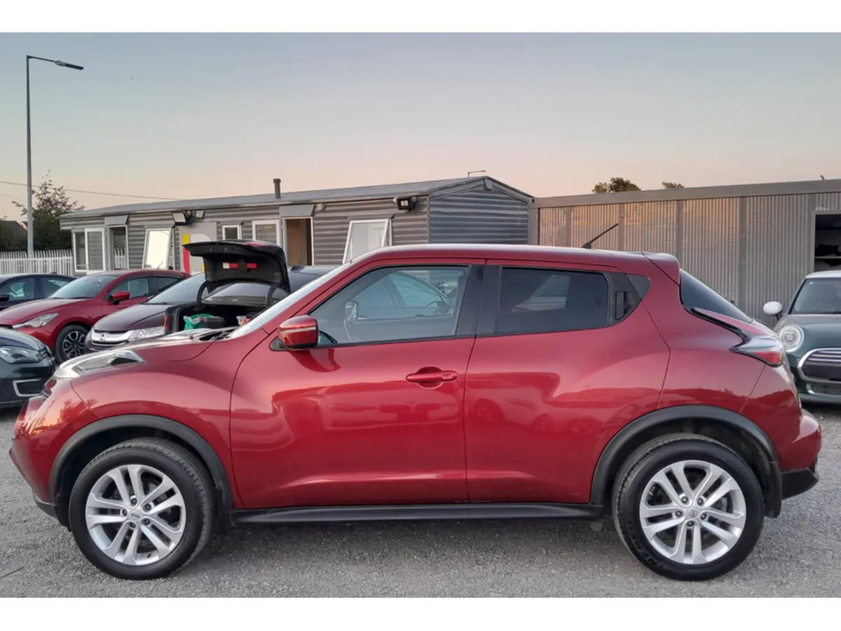 Nissan Juke MPV, Petrol, 2014, Red