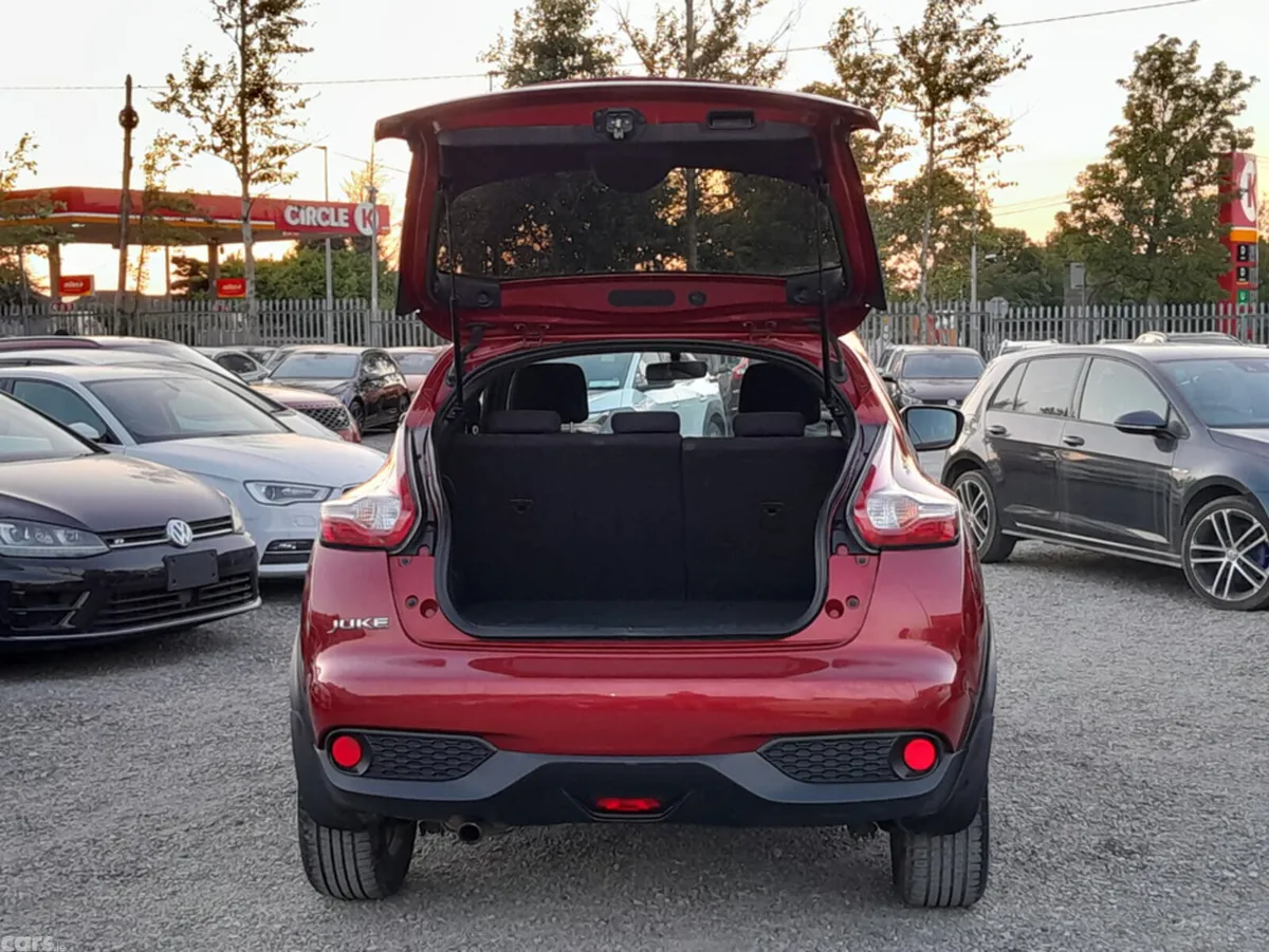Nissan Juke MPV, Petrol, 2014, Red