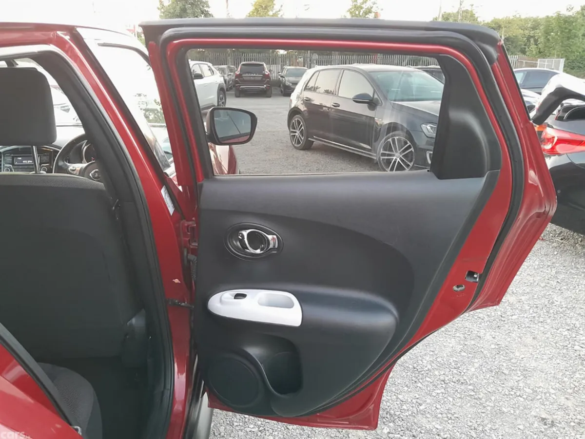 Nissan Juke MPV, Petrol, 2014, Red