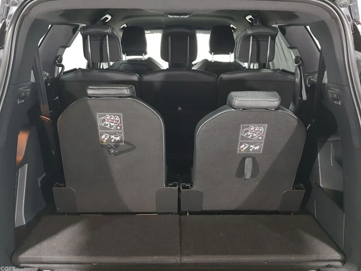Peugeot 5008 MPV, Diesel, 2024, Black