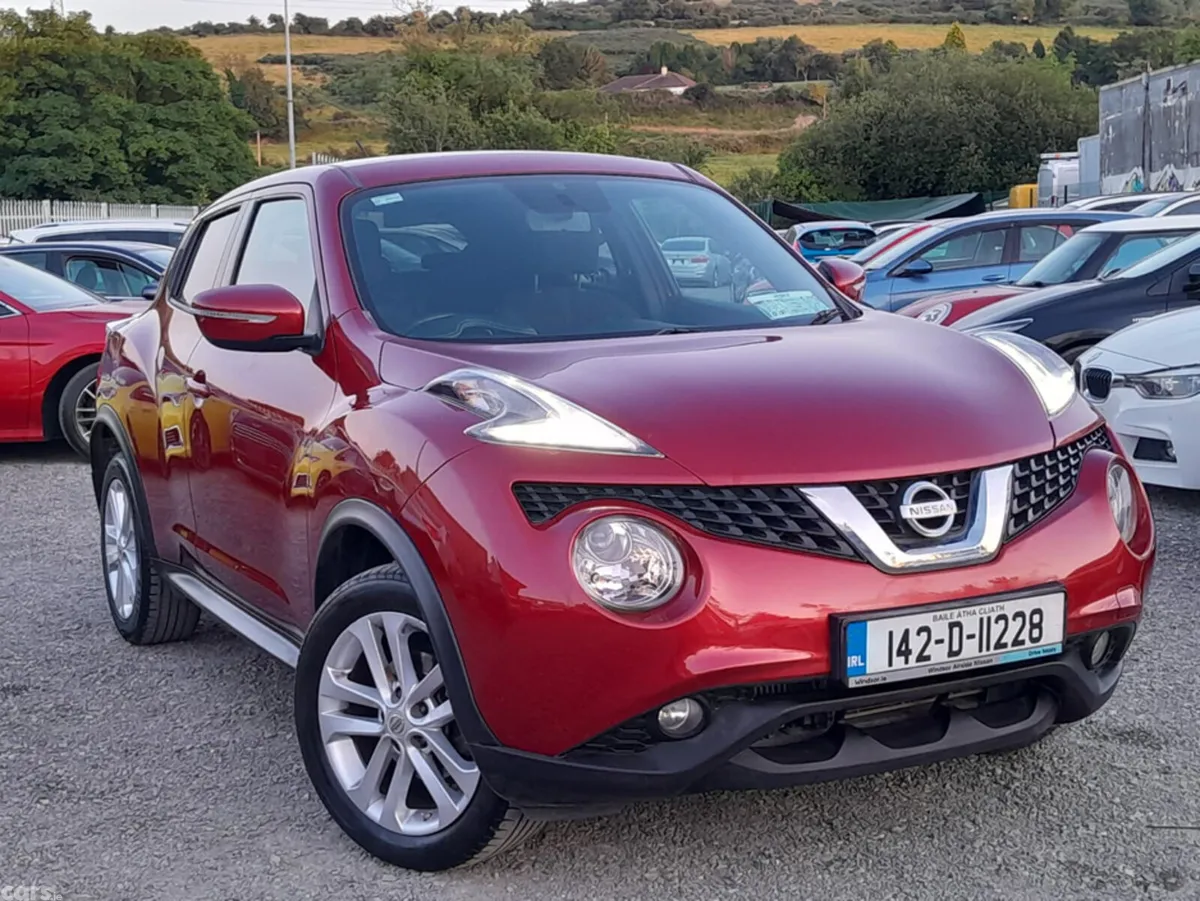 Nissan Juke MPV, Petrol, 2014, Red