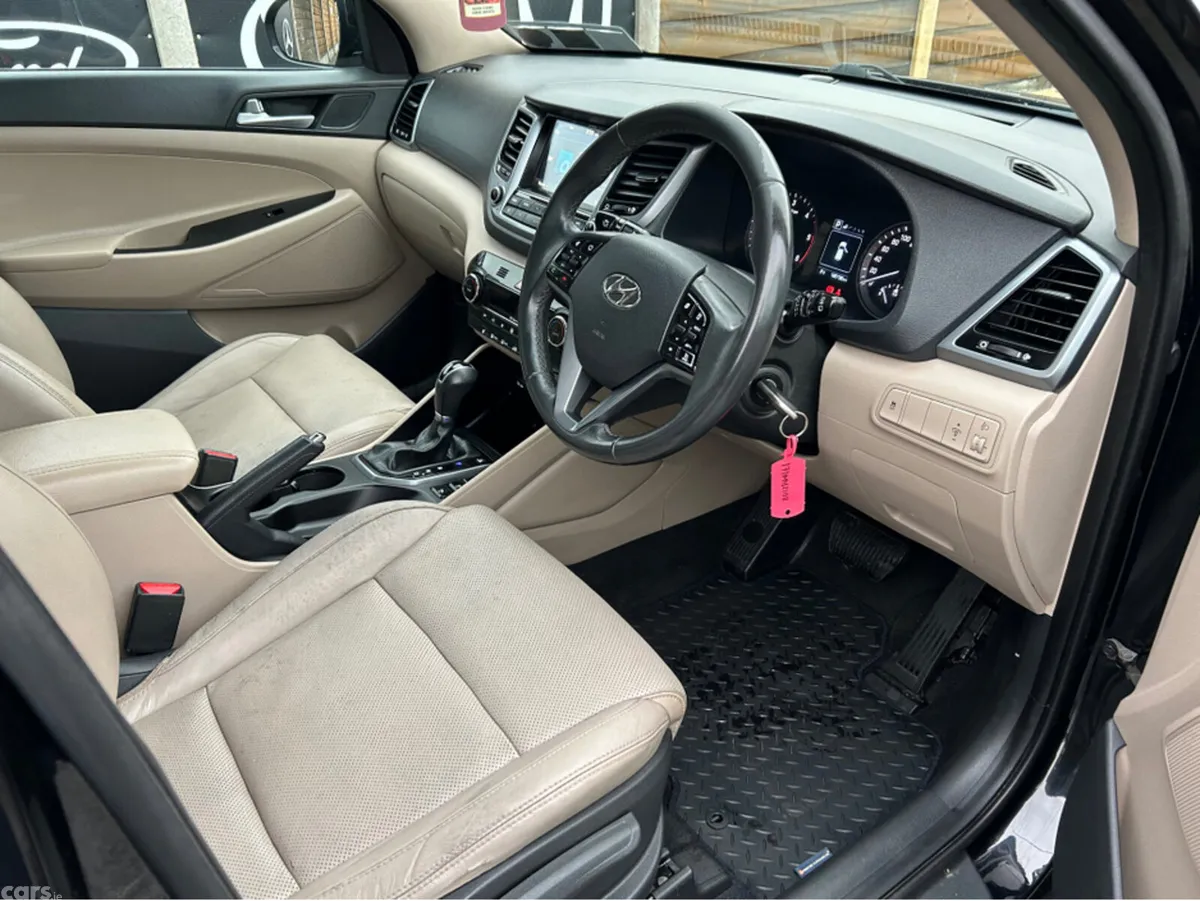 Hyundai Tucson MPV, Diesel, 2017, Black
