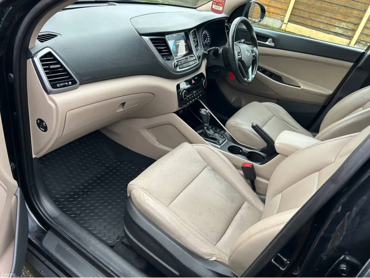 Hyundai Tucson MPV, Diesel, 2017, Black