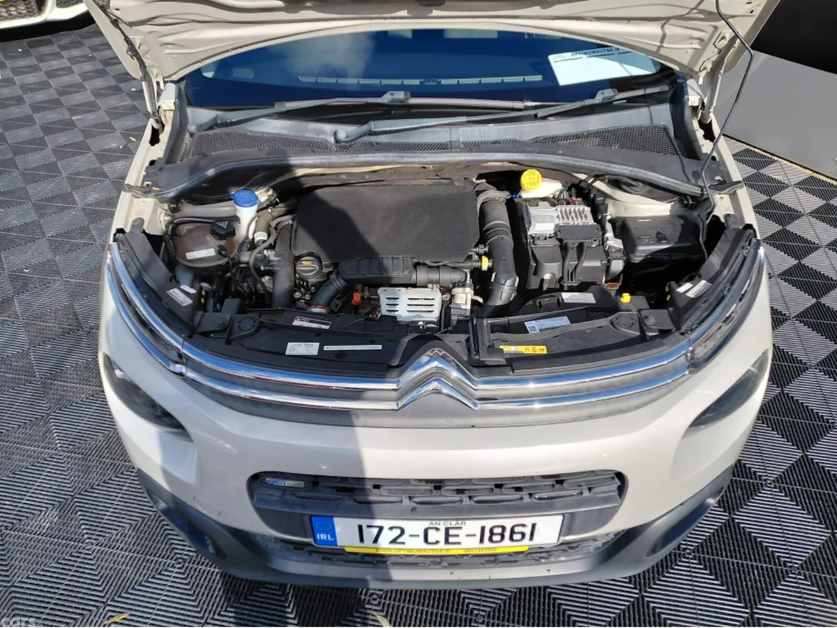 Citroen C3 Hatchback, Petrol, 2017, Green