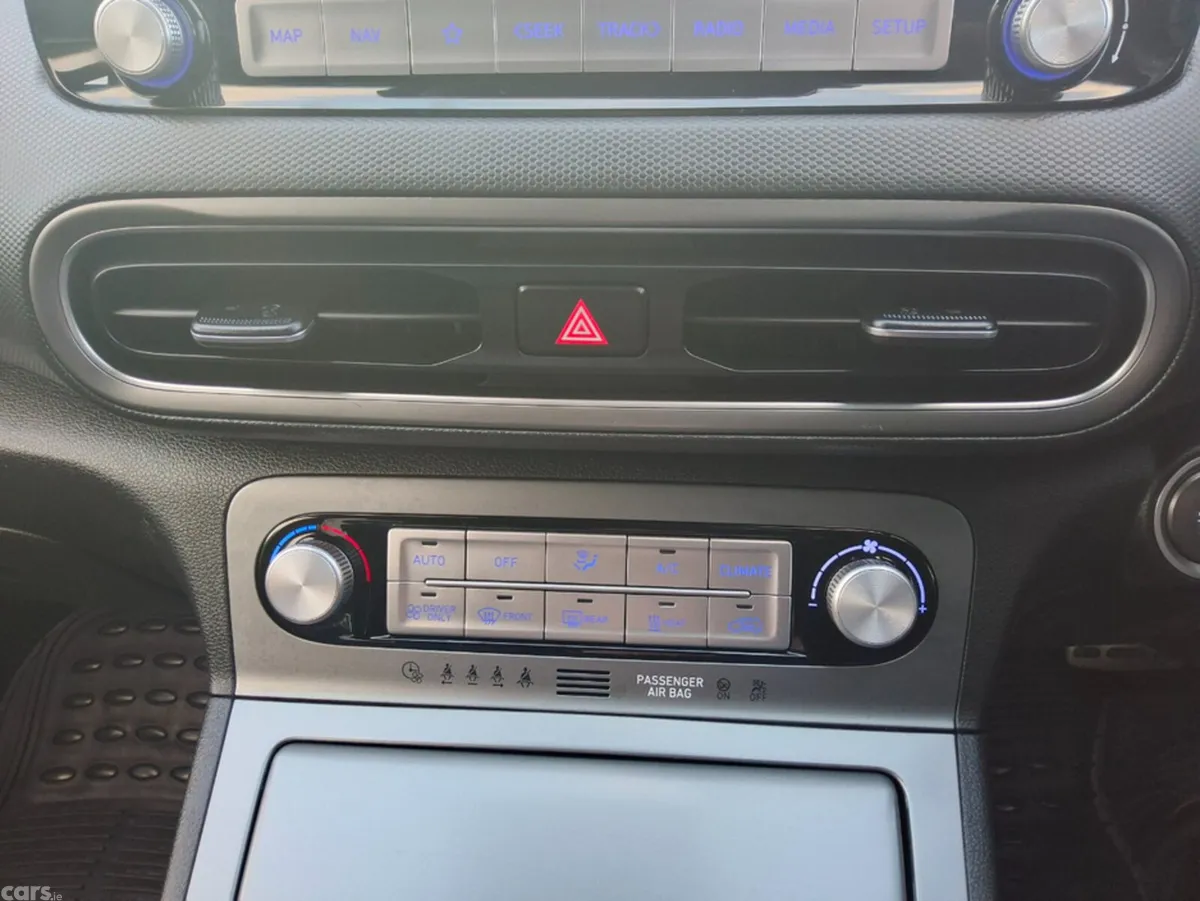 Hyundai KONA SUV, Electric, 2023, Grey