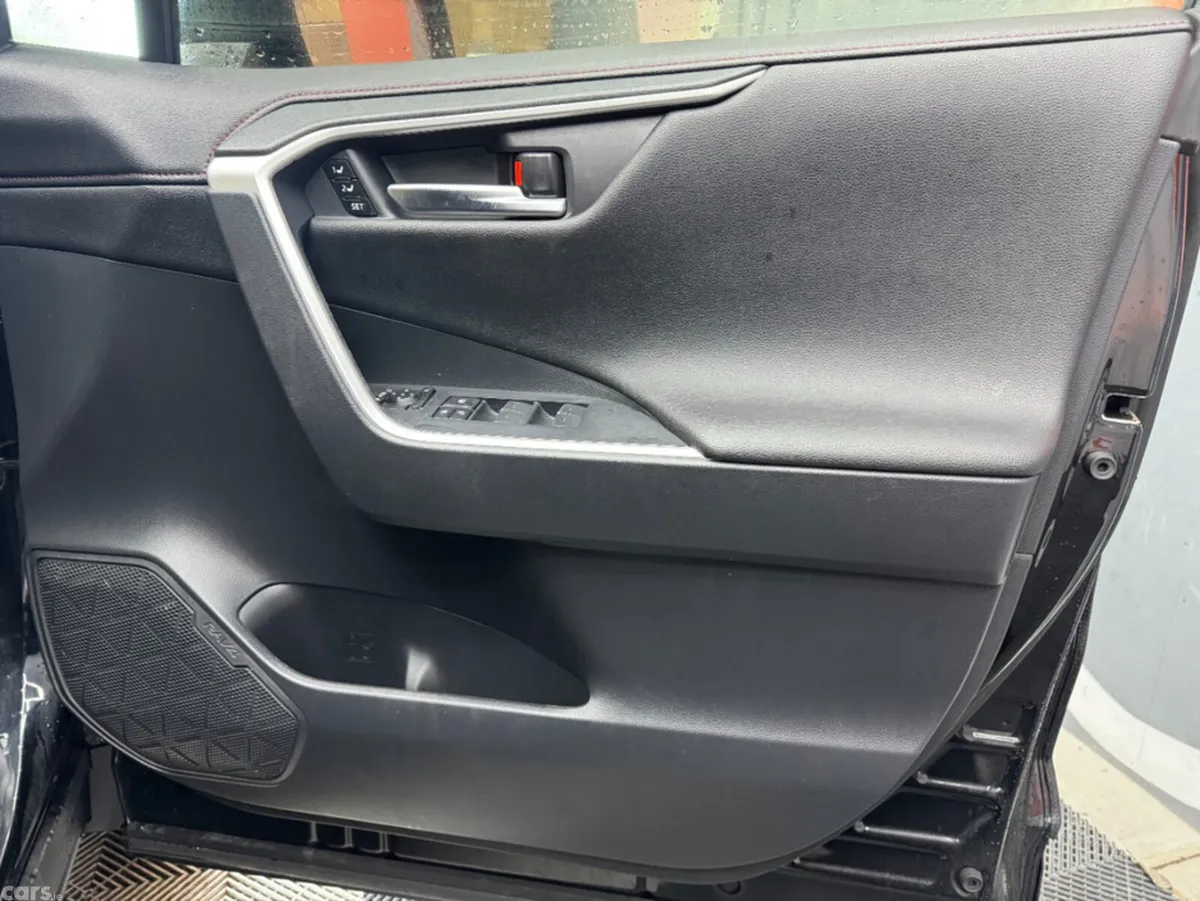 Toyota RAV4 SUV, Petrol Hybrid, 2024, Black